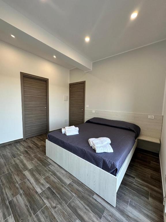 Spina Brothers' Holiday Rooms - 5