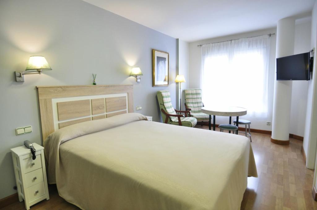 Hotel Apartamentos Aralso photo