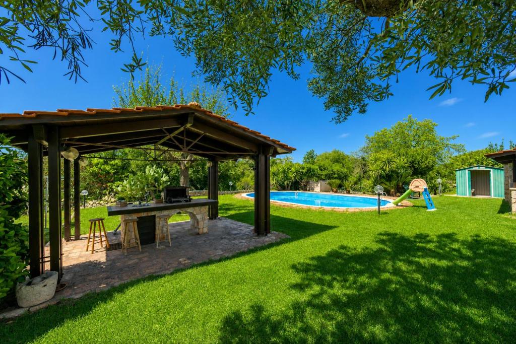 La Casa Sulla Roccia Trulli Pool - Happy Rentals - 4