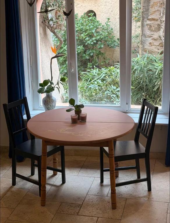 Bormes center 75 m2 artistic stay 2 to 4 people - 4