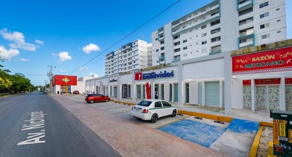 House with 3 Pools, Kids Area, 15 Minutes to the Hotel Zone - 5