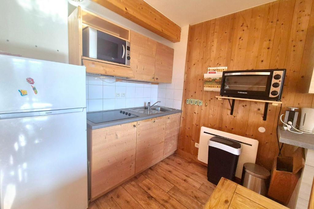 Votre Havre de Paix en Montagne - chalet 6 personnes avec piscine et sauna - 2