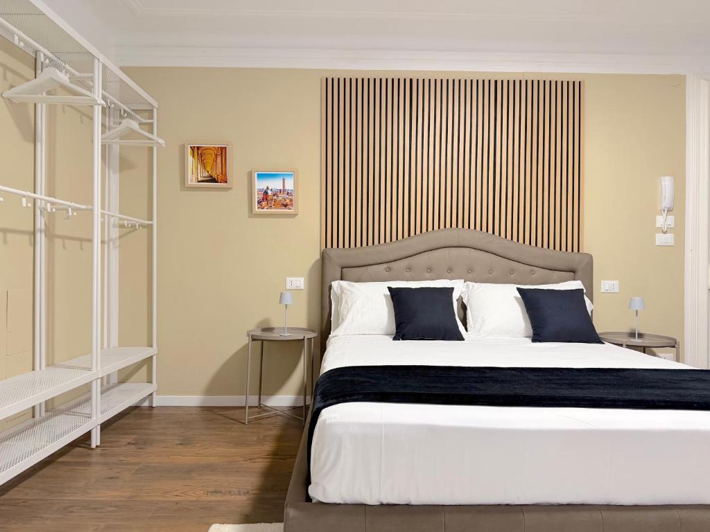 Ugo Jacuzzi Apartment - 5