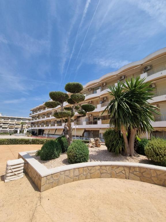 Cambrils Seafront Retreat Parking PortAventura - 3