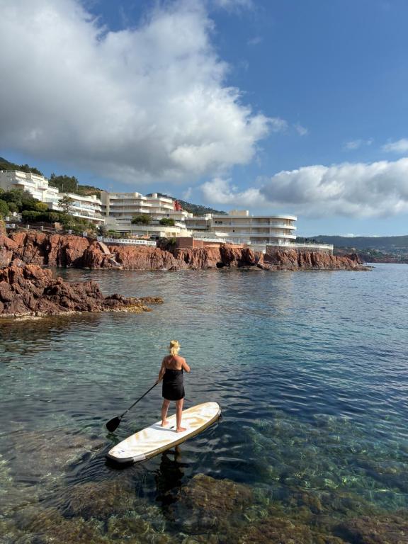 Studio calme vue mer pieds dans l'eau - 5
