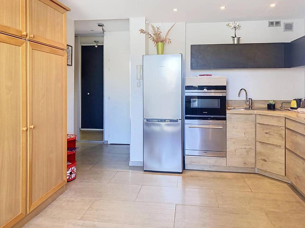 Studio rénové avec climatisation et piscine à Bormes-les-Mimosas - FR-1-610-63 - 5