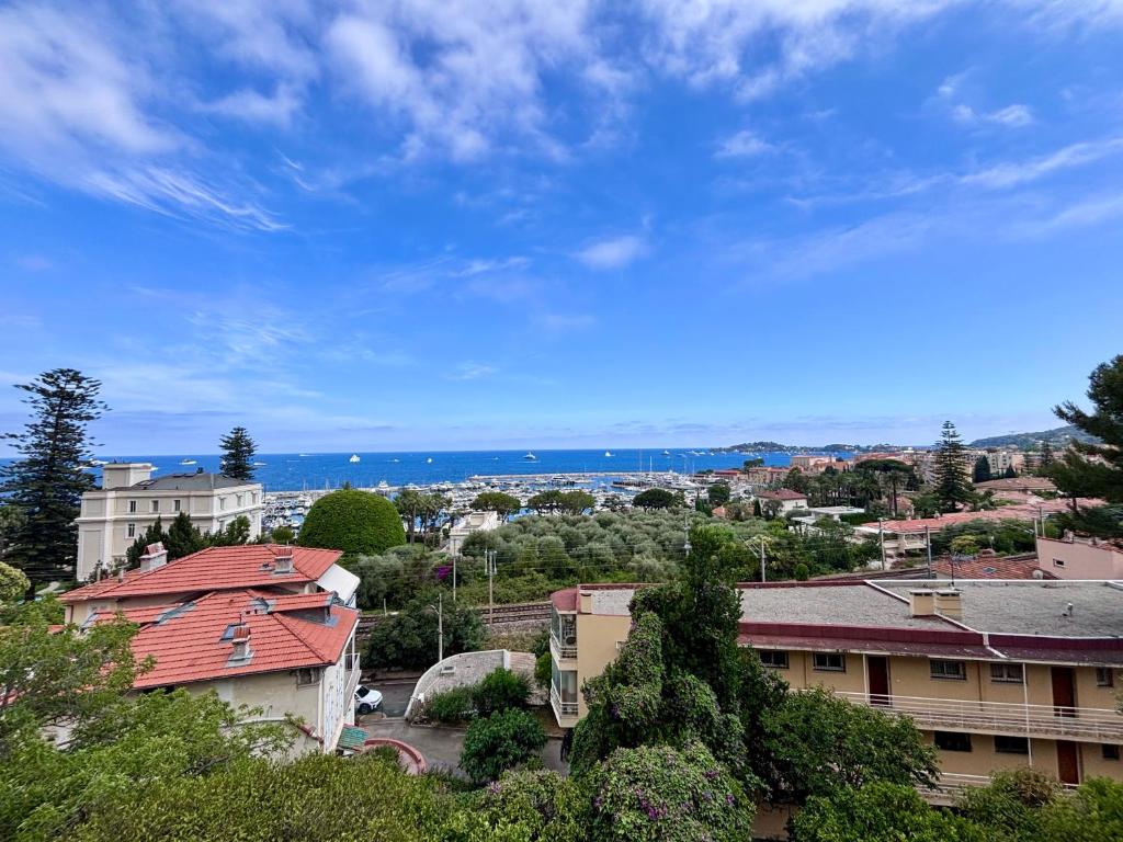 Appartement Beaulieu sur mer avec vue mer et balcon - 2
