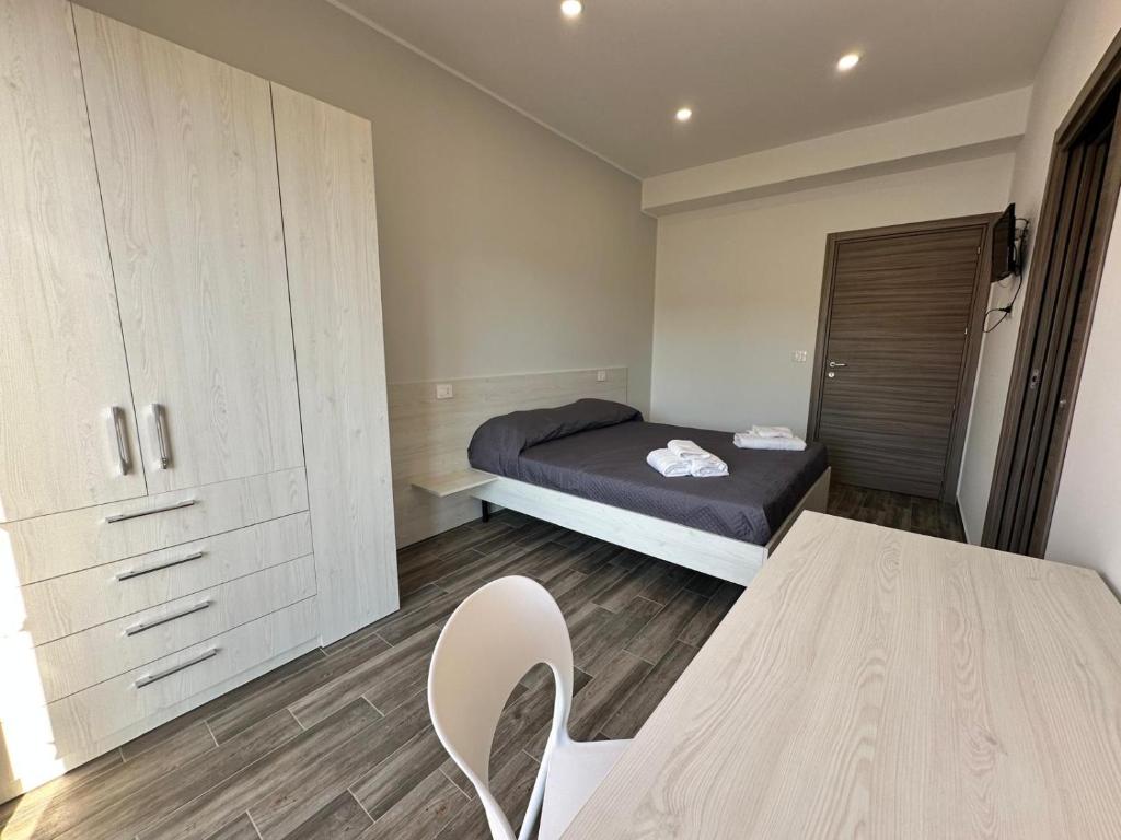 Spina Brothers' Holiday Rooms - 2