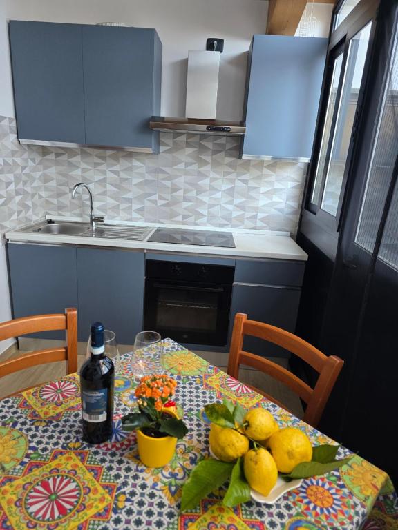 Lemon House - 2