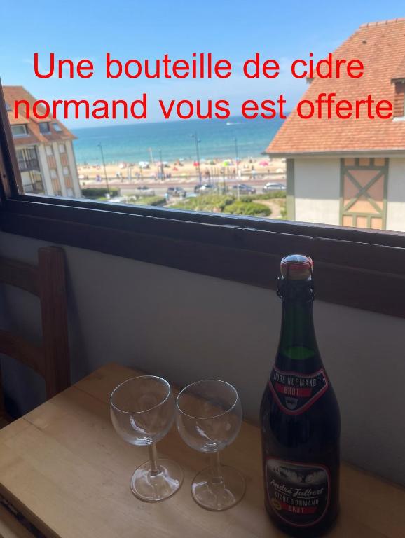 Vue mer, parking privé et la plage à deux pas - 2