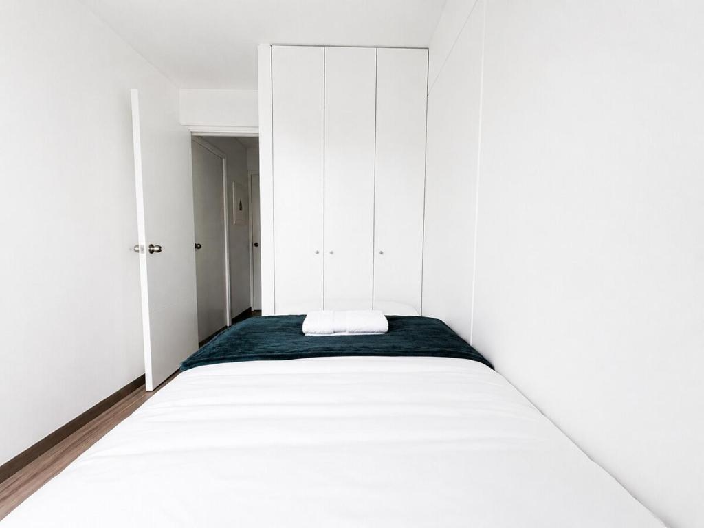 Premium 2BR Apartment in Miraflores - 3