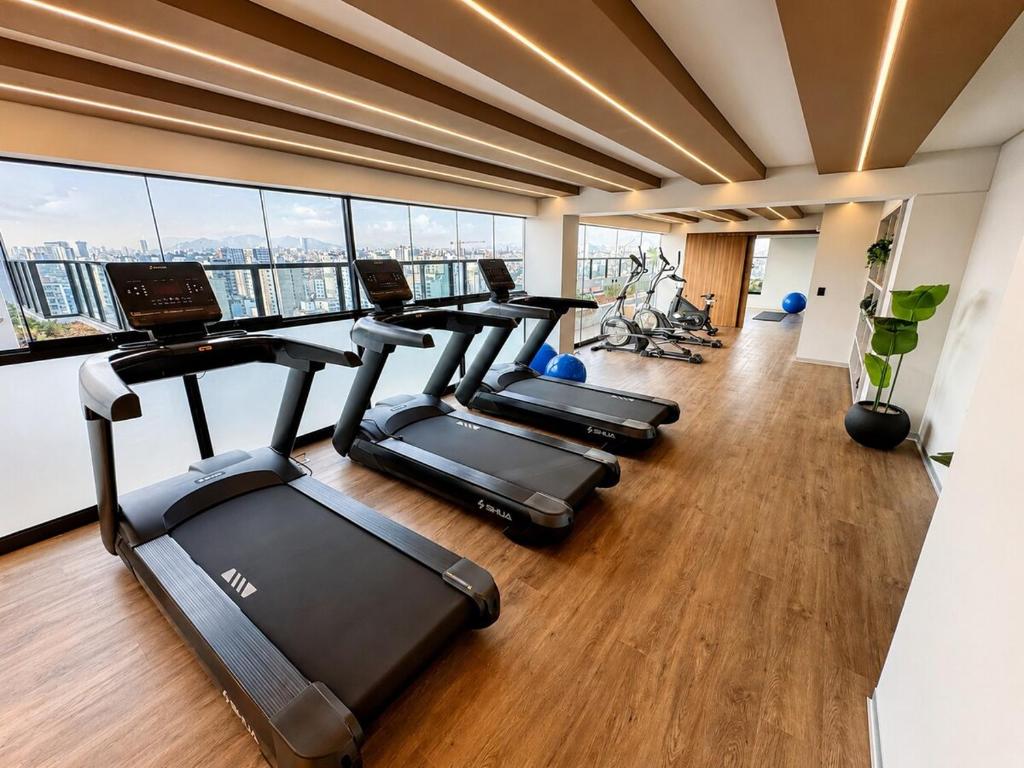 Premium 2BR Apartment in Miraflores - 4