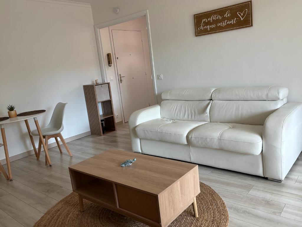 Studio piscine et parking proche Cannes - 4