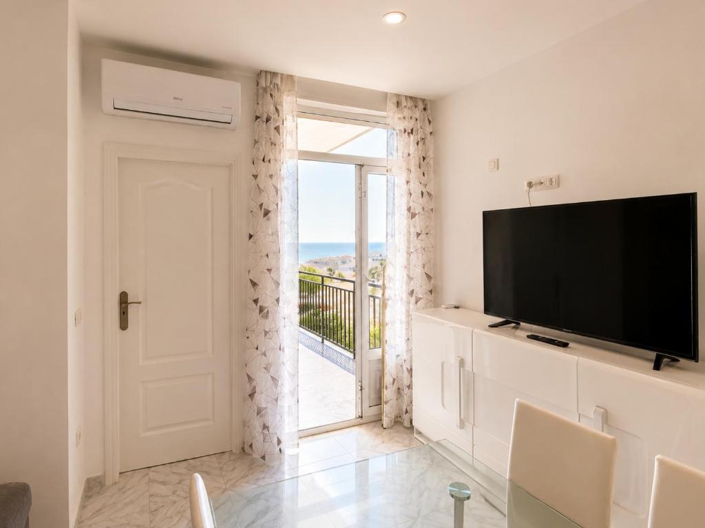 1 BR Sea View with Steps to Beach in Los Cristianos by Aqua Vista Tenerife - 4