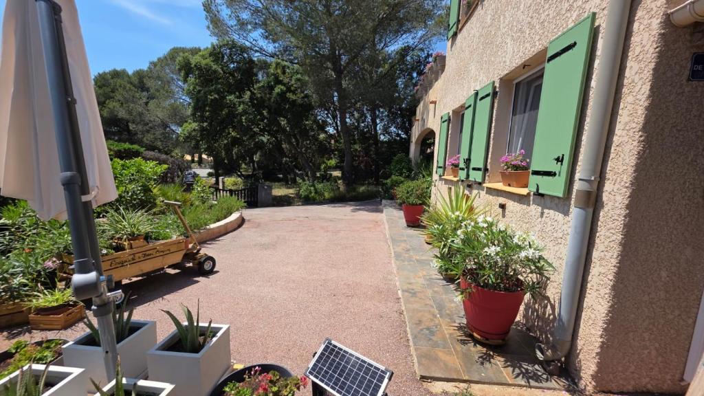 Entire ground floor in beautiful villa - 3