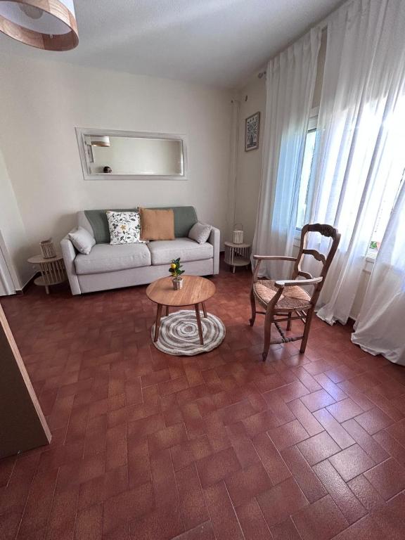 Studio provençal chic, en plein centre de Saint-Raphaël - 1