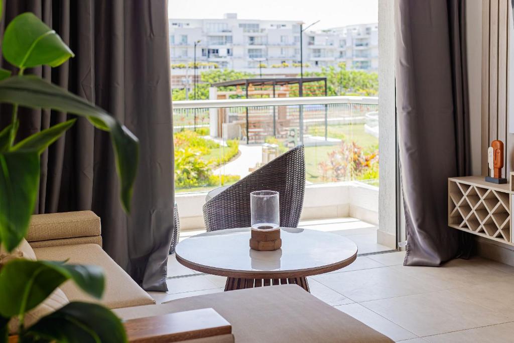 Apartamento moderno en Serena del Mar con balcón. Ideal para familias y grupos - 3