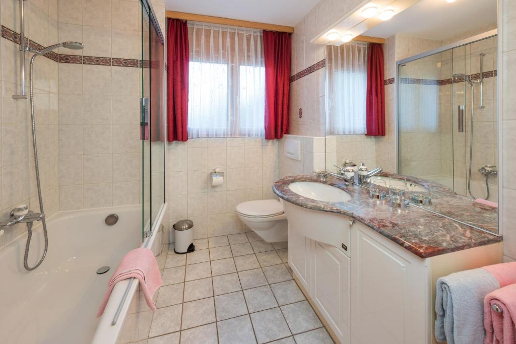 Helvetia Apartments - 3