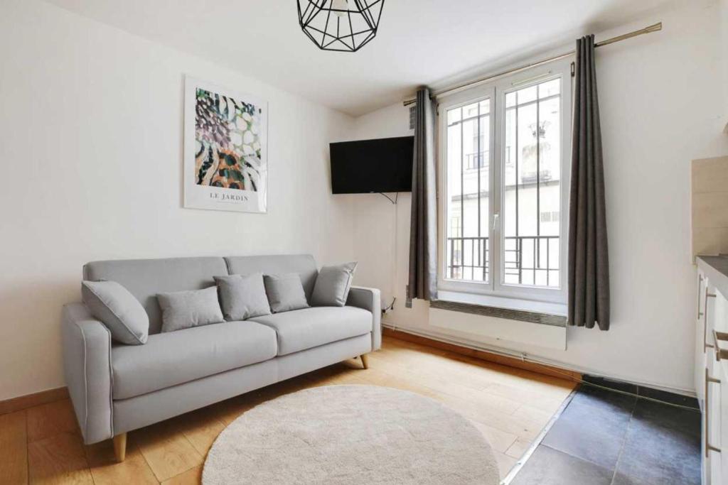 Urban Chic Apartment in Central Paris - 1