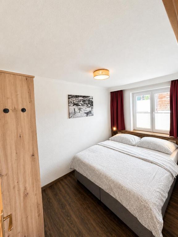 Appartement Bergfried Kaprun, Ski-in Ski-out, Sommerkarte und Panoramablick - 2