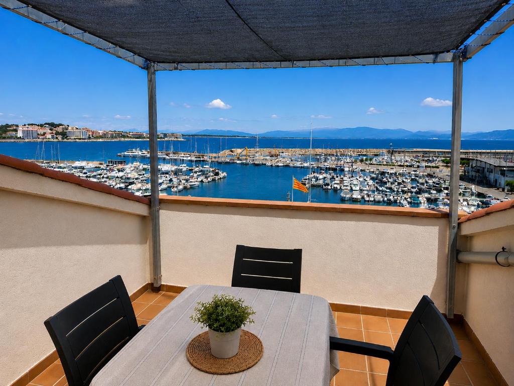 Apartaments Club Nàutic Terral - 1