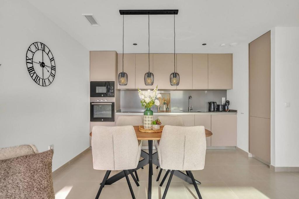 Oceana Gardens Apartment - 5