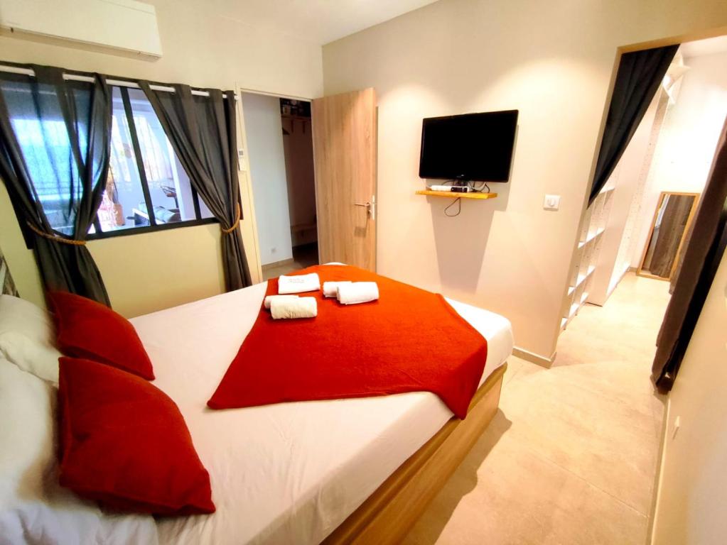 Premium - 1 bedroom apartment - Panoramic Sea View at Les Sanguinaires - 5