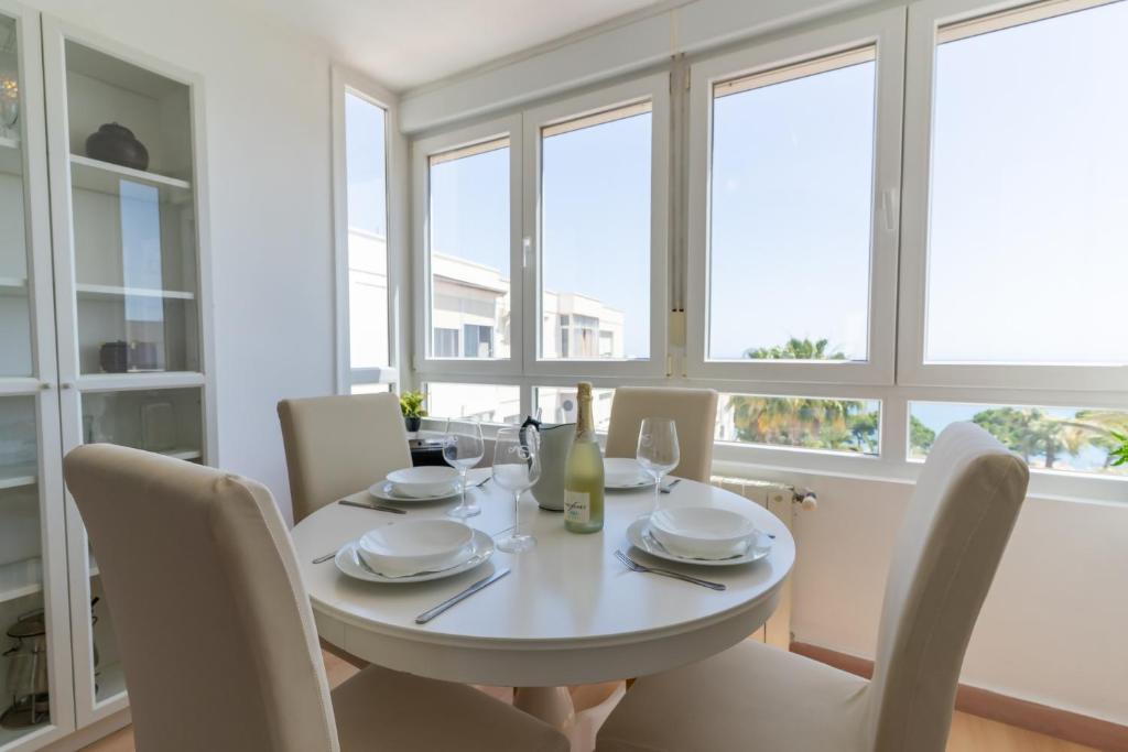 rentafive - Vistas - Reformado - Piscina - 3