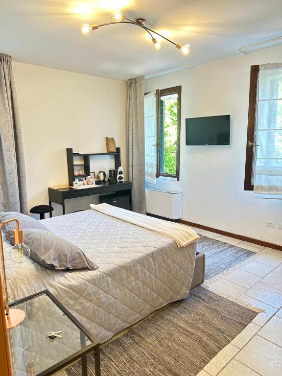 Villa Trevisi - ROOMS -free parking - 3