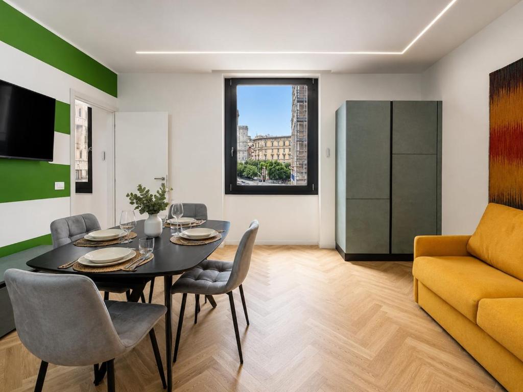 Luxury Apartment Piazza Dante - Design & Vista Centro - 3
