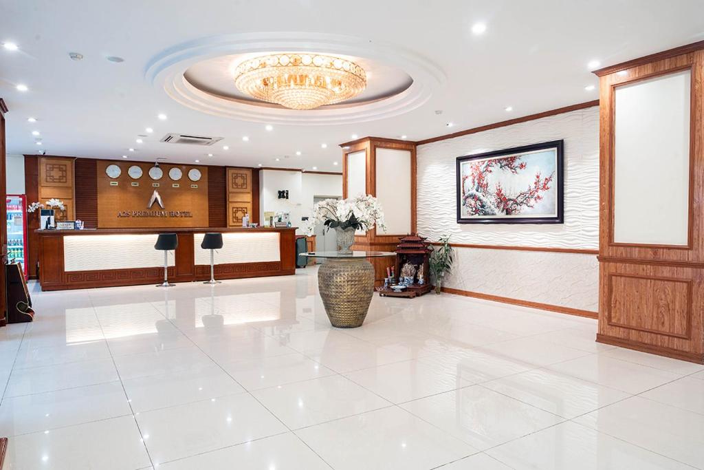 A25高级酒店-705号乐龙君 (A25 Premium Hotel - 705 Lạc Long Quân)