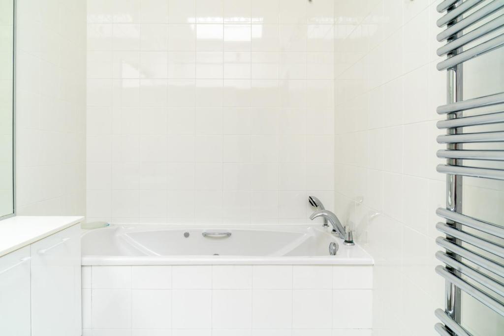 PENTHOUSE VILLAFRANCA - Penthouse d exception - Vue mer panoramique - Piscine - Terrasse - 4 suites - 1