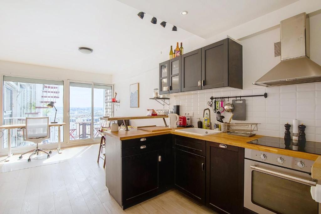 GuestReady - Studio spacieux-vue sur la Tour Eiffel - 4