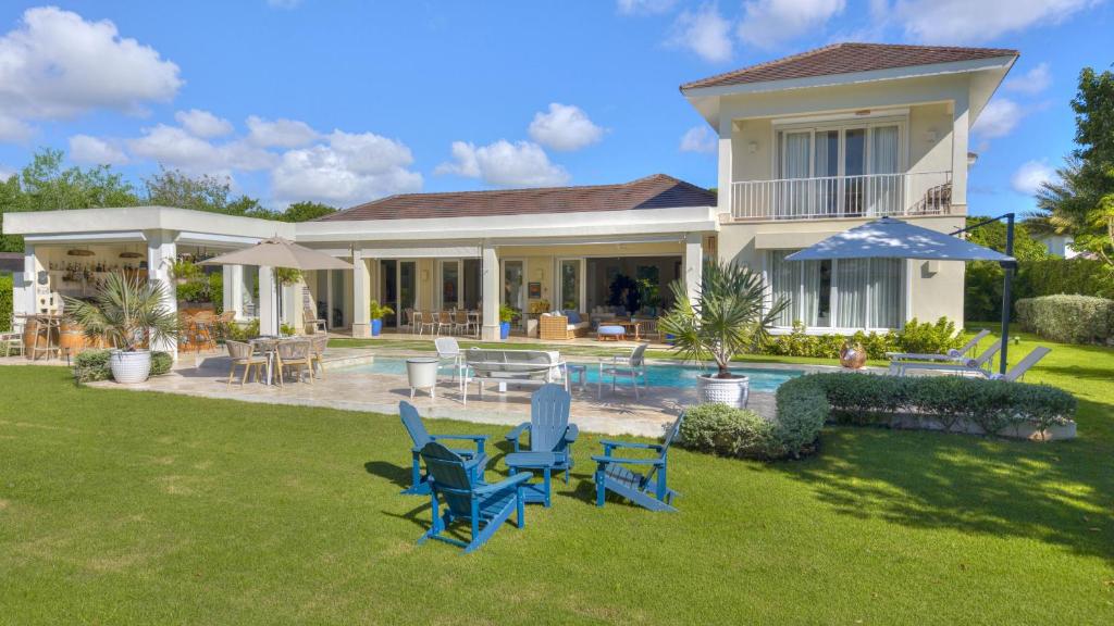Villa Golf & Sun Retreat - 1