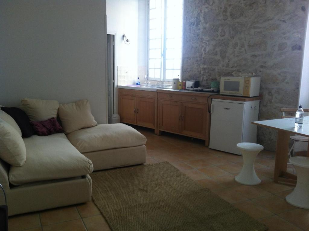 Old town Nice stunning modern 1 bedroom flat sleeps 3 - 1