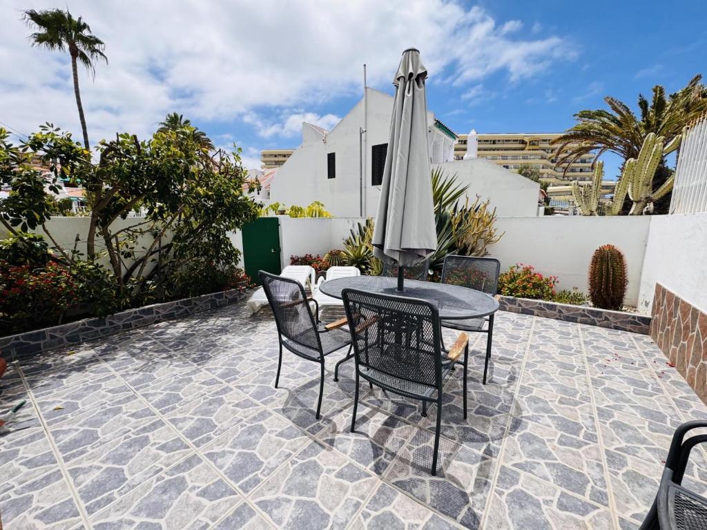 SUNNY VILLA HOLIDAY HOME - 4