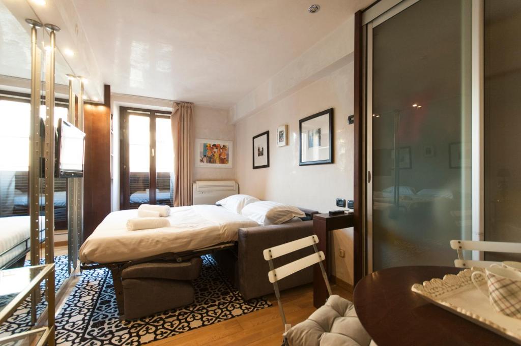 Youhosty - Duomo Studio Apartment - 3