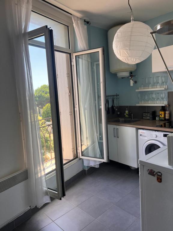 Appartement lumineux face studio DNA - 1