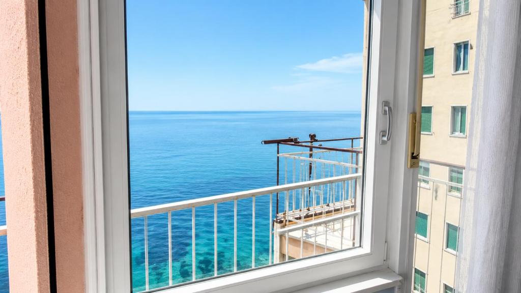 MonoAzzurro I Sea View and Wi-Fi - 1