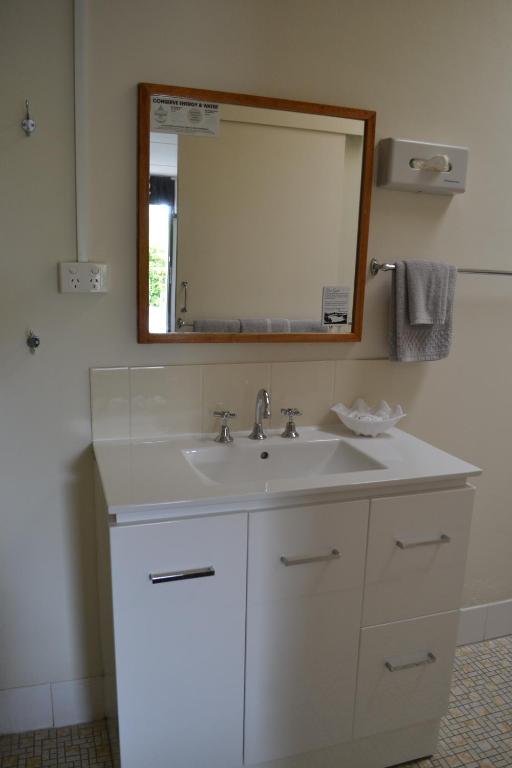 Gatton Motel photo