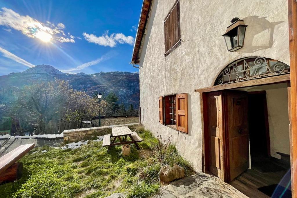 130 sqm Apartment in a Village House - 4