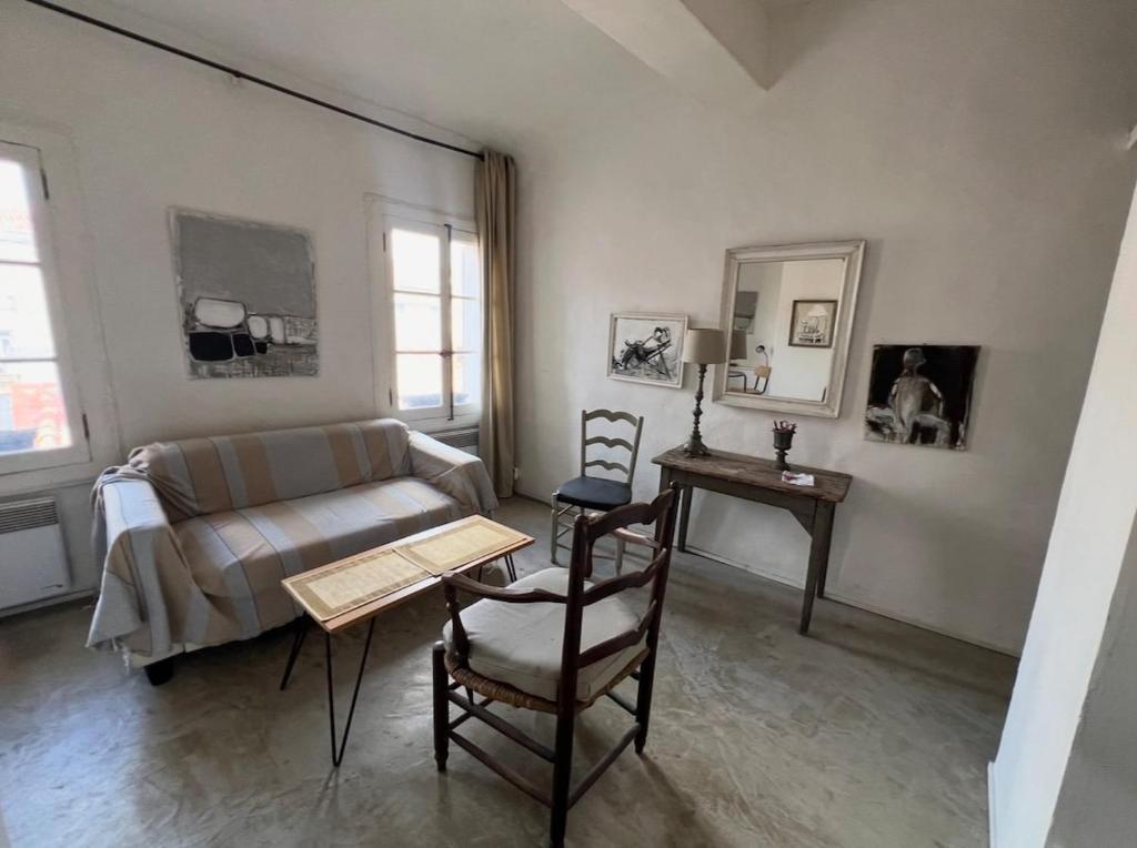 Charming air-conditioned cocoon in the Historic Center of Sète - 4