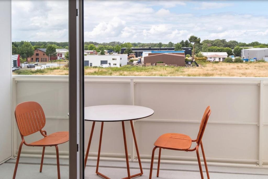 Appart lumineux pour 6 avec balcon et parking - 4
