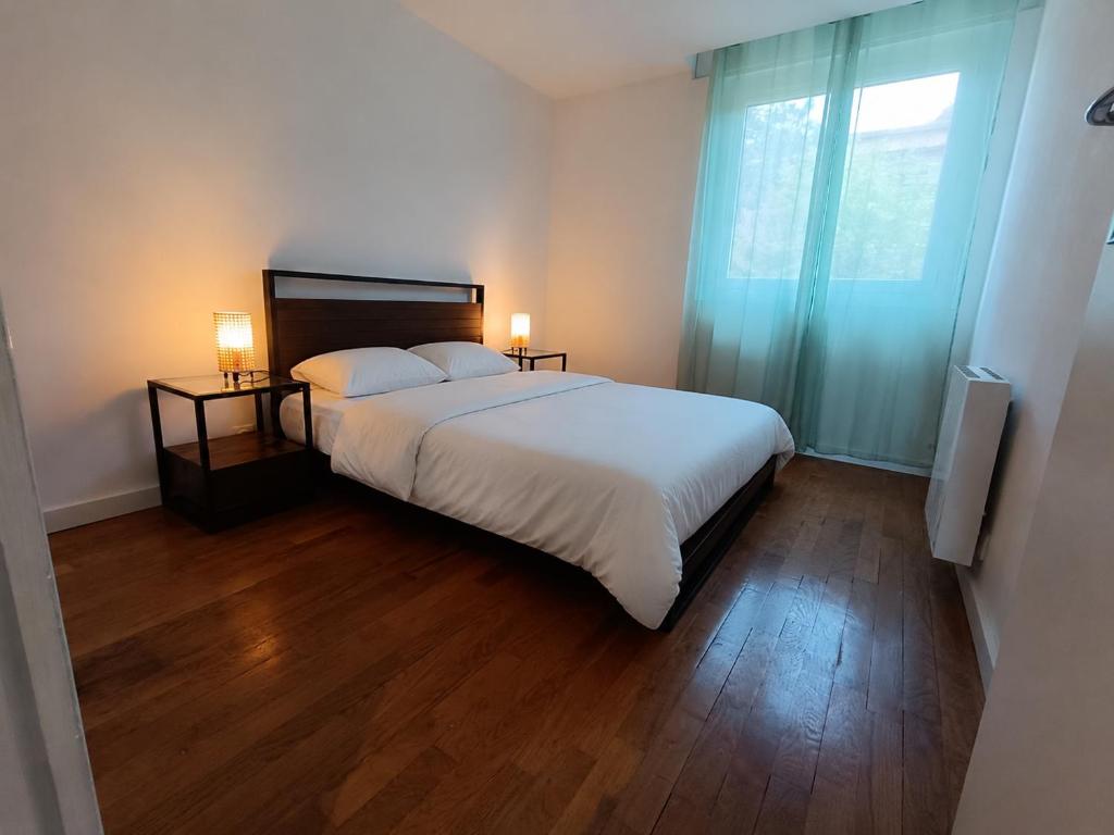Appartement cozy et lumineux avec terrasse - 2