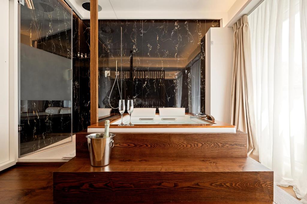 Residenze Chamur Luxury Suites Via Libertà - 4
