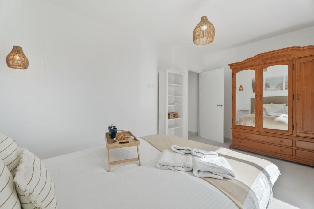 Charming Apartment in Arona Comfort and Convenience Await - 5