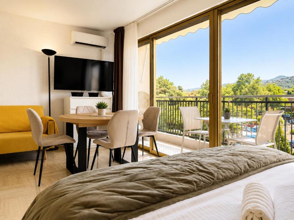 La Marina Cannes Suites - 2