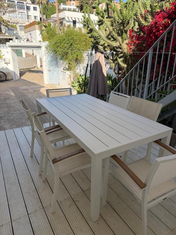 Puerto Banus Jacuzzi close to Breath and Marbella Arena - 3