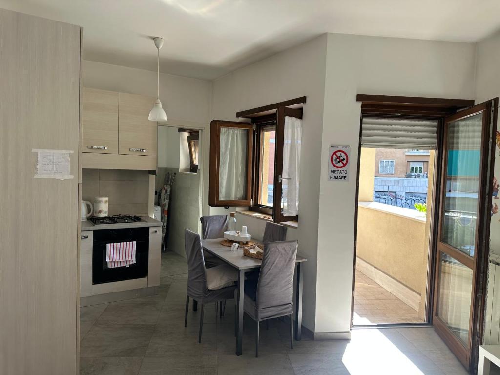 Cimmino Holiday Apartment -San Giovanni - 5