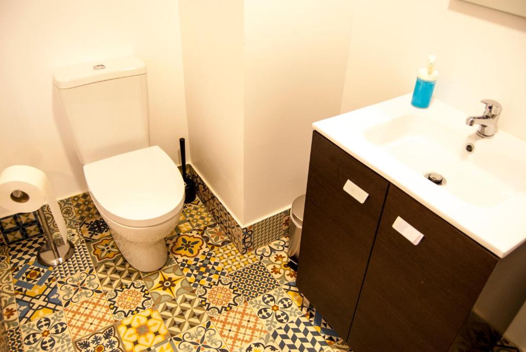 Daora Lisbon Apartments & Hostel photo